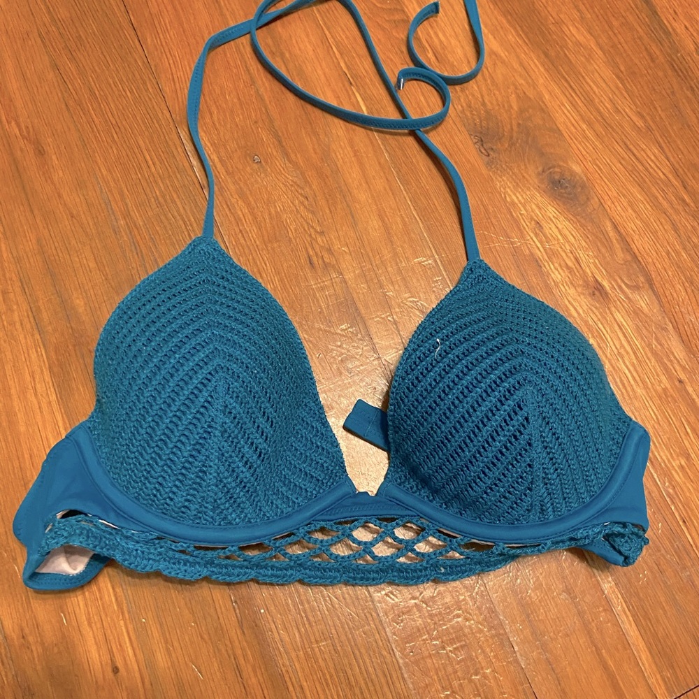 Bikini top
